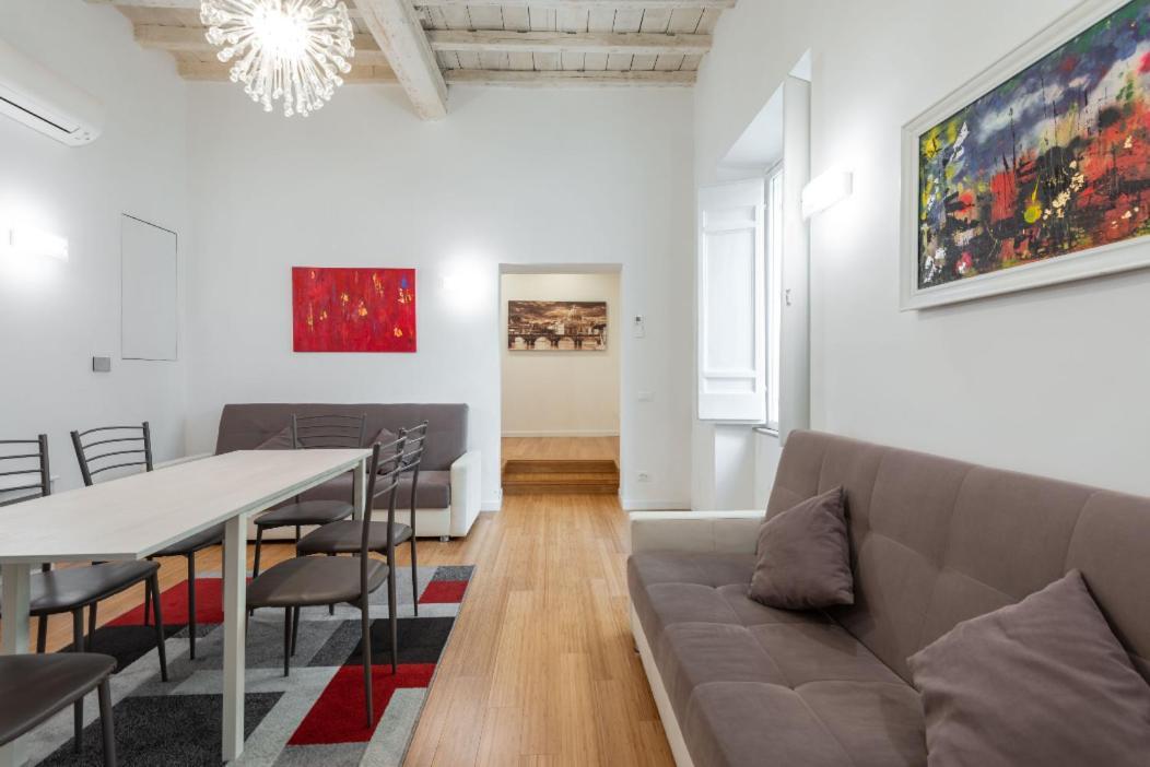 Restored Apartment - Stunning Pantheon View Roma Eksteriør bilde